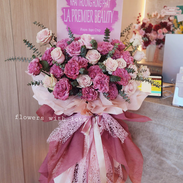 Fresh Roses Giant Stand image 0