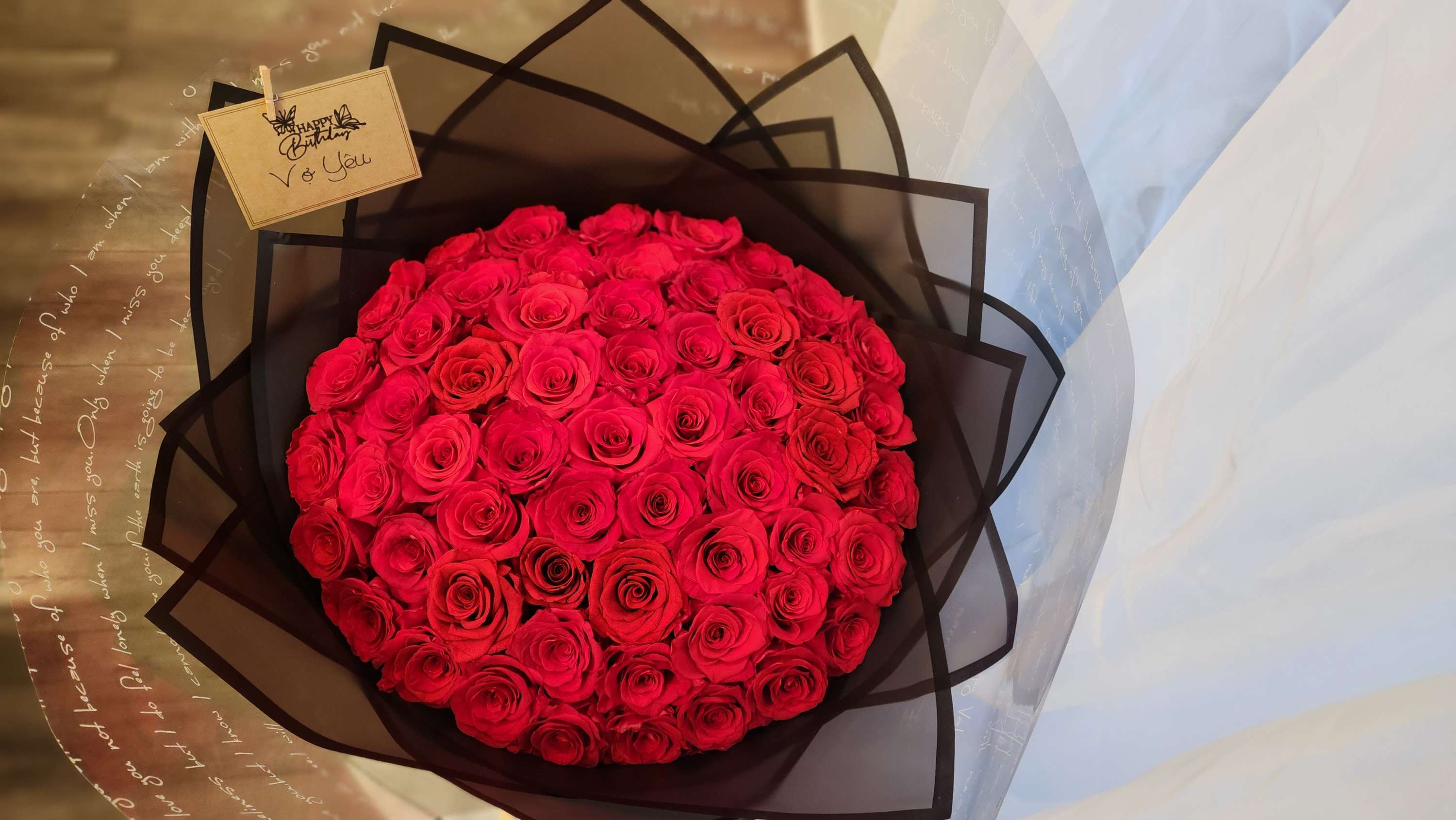 60 preserved red roses luxury – Flower & Decor With Love